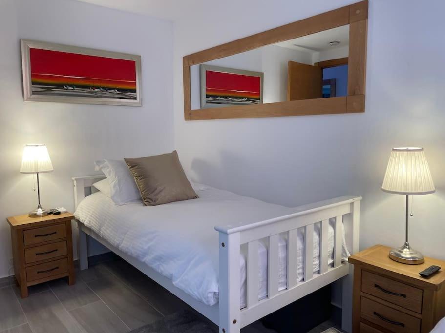 Mar Menor Golf Resort, Luxury Sleeps 6, Lake Views Мурсія Екстер'єр фото
