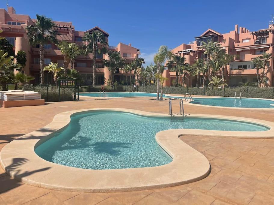 Mar Menor Golf Resort, Luxury Sleeps 6, Lake Views Мурсія Екстер'єр фото