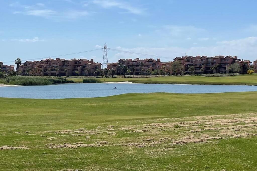 Mar Menor Golf Resort, Luxury Sleeps 6, Lake Views Мурсія Екстер'єр фото
