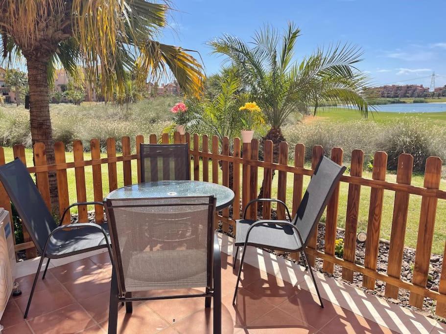 Mar Menor Golf Resort, Luxury Sleeps 6, Lake Views Мурсія Екстер'єр фото
